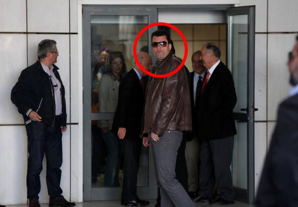 Τραγωδία στους Αγίους Αναργύρους: Σκότωσε παιδί, γυναίκα και πεθερά και μιάμιση ώρα μετά αυτοκτόνησε – Το κίνητρο ψάχνουν οι αστυνομικοί